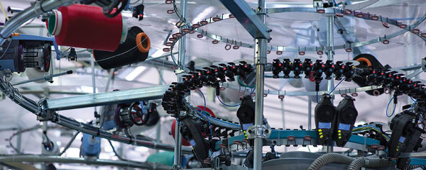 Rapha代工廠揭密(下) 天空車隊隊服曾出自生產Nalini的工廠